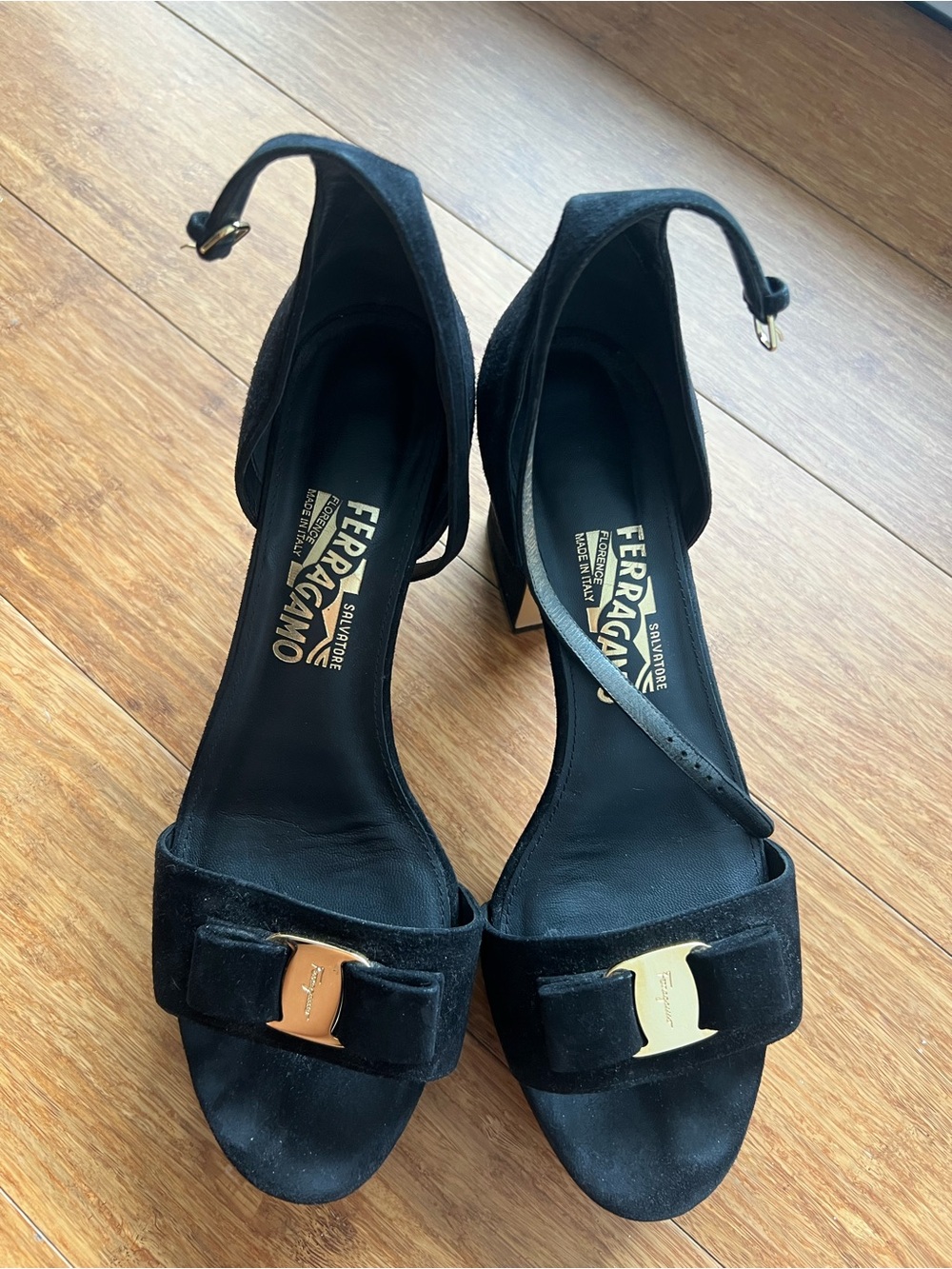 Salvatore Ferragamo Vara Bow Black Suede Platform Heels 9.5B